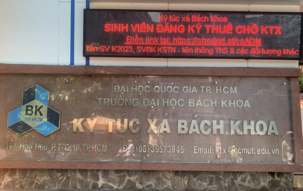 sinh viên bị đuổi khỏi ký túc xá Bách Khoa