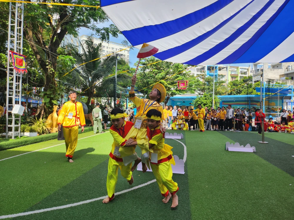 ngày hội ‘Em yêu Sử Việt’