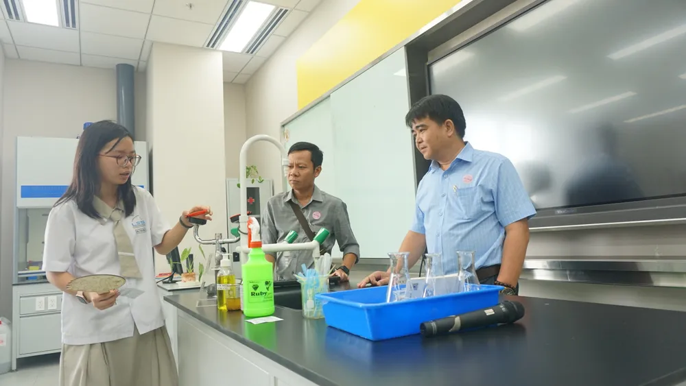 trung tâm thực hành thí nghiệm