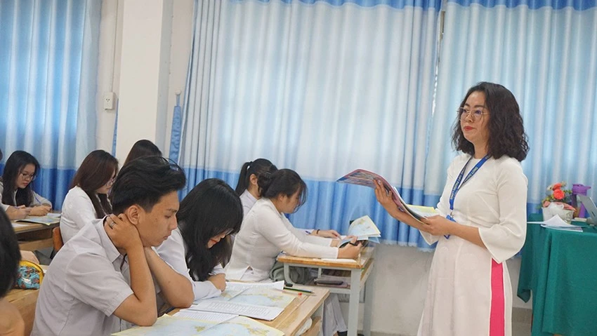 Một tiết học của học sinh lớp 12 Trường THPT Phước Long, TP Thủ Đức. Ảnh: NGUYỄN QUYÊN thi tốt nghiệp THPT