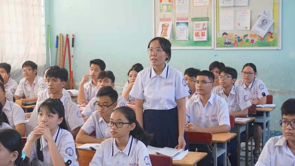 tuyển sinh vào lớp 10