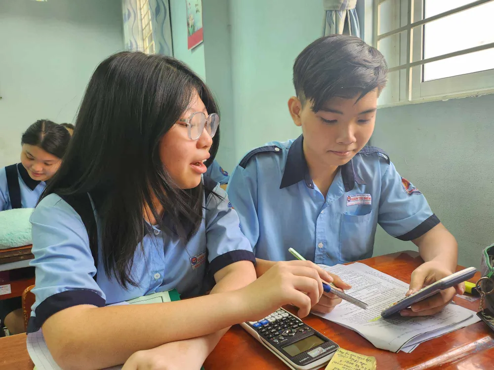 đề thi tuyển sinh vào lớp 10