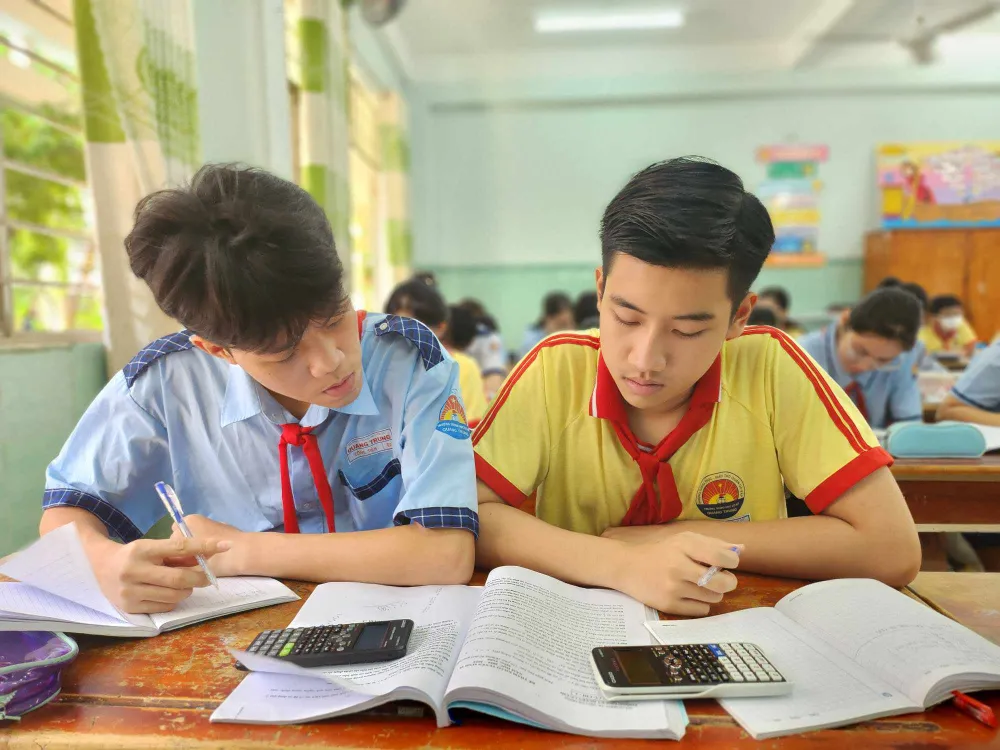 đề thi tuyển sinh vào lớp 10