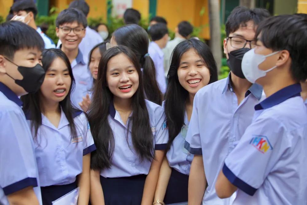 Thí sinh tham dự kỳ thi vào lớp 10 tại TP.HCM. Ảnh: NGUYỆT NHI điểm thi lớp 10