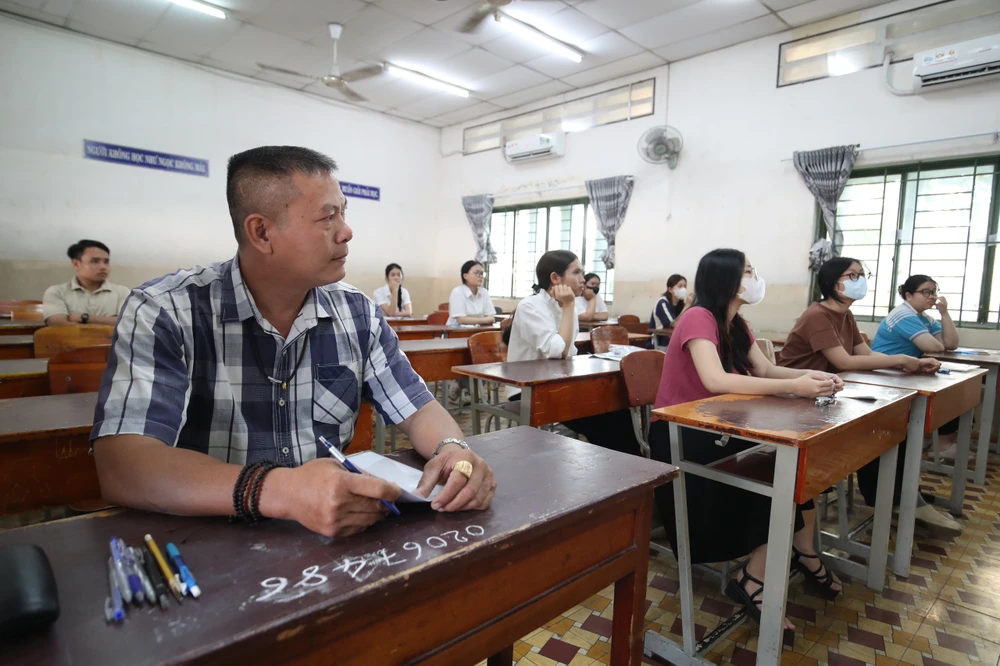 Anh Nguyễn Thế Tú cho biết tham dự kỳ thi tốt nghiệp THPT 2024 với mong muốn tiếp tục con đường học vấn còn dang dở. Ảnh: VĐ thi-tot-nghiep-thpt-7.jpg