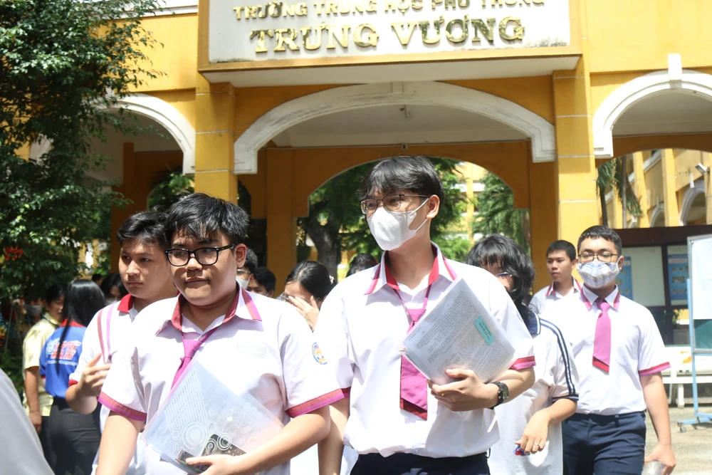 Thí sinh thi tốt nghiệp THPT tại TP.HCM. Ảnh: LONG VŨ thi tốt nghiệp THPT