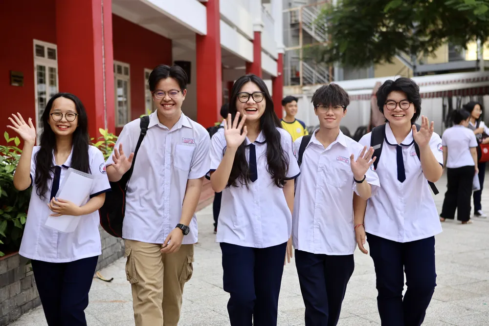 Thí sinh tham dự kỳ thi tốt nghiệp THPT tại TP.HCM. Ảnh: NGUYỆT NHI điểm thi tốt nghiệp THPT