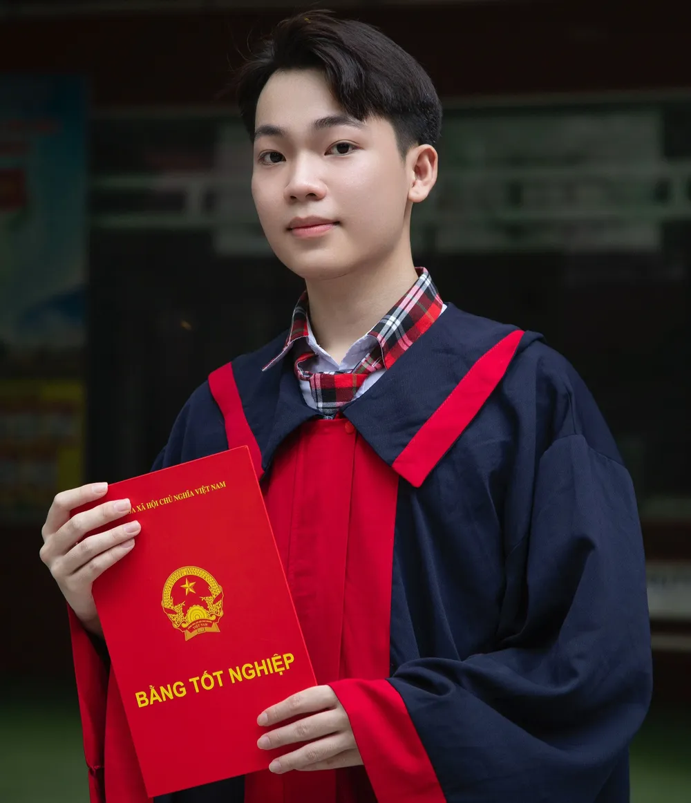 Lê Quốc Thịnh, thủ khoa khối C tại TP.HCM. Ảnh: NVCC thủ khoa khối C