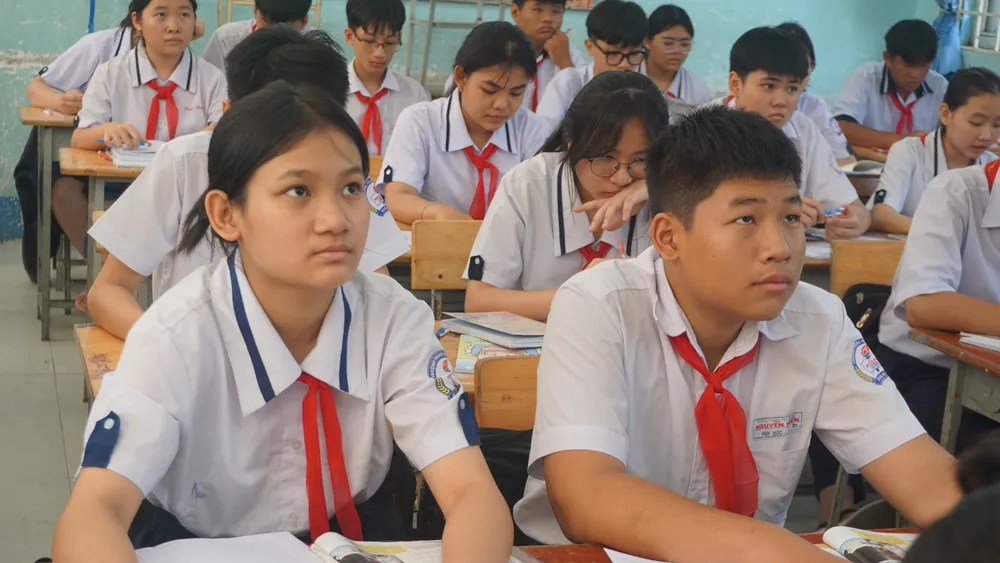 Bốc thăm môn thứ 3 thi lớp 10