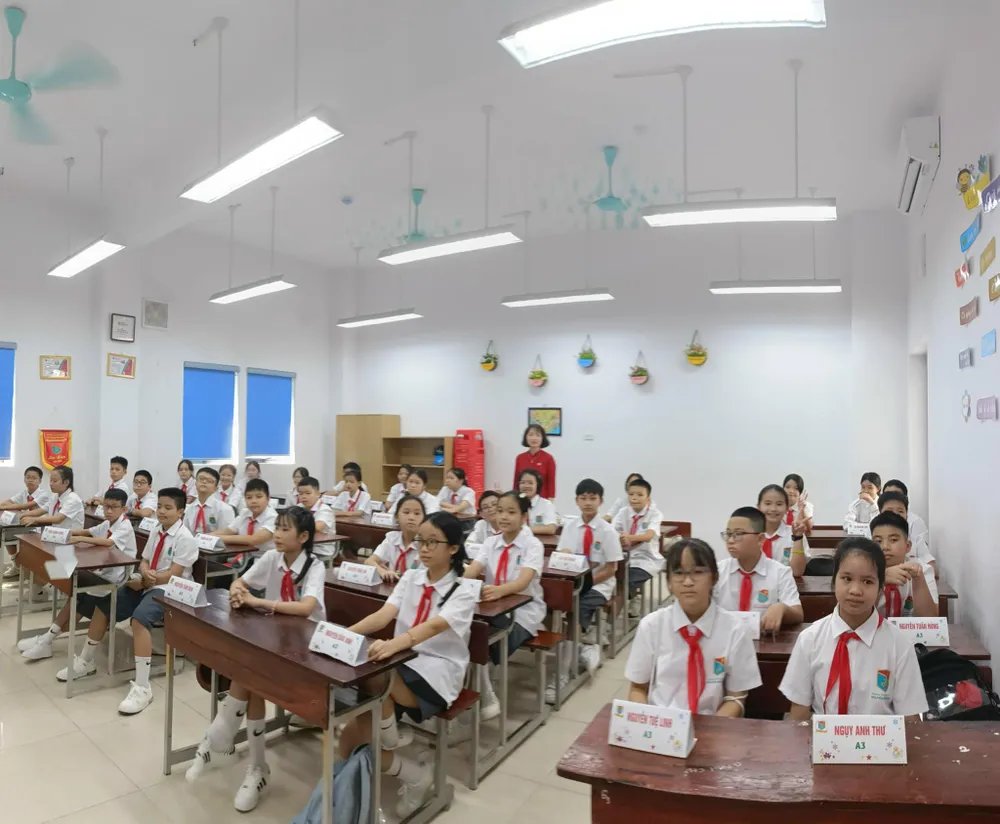 học sinh nghỉ thứ bảy