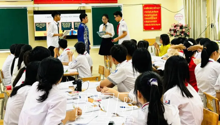 môn thứ 3 thi lớp 10