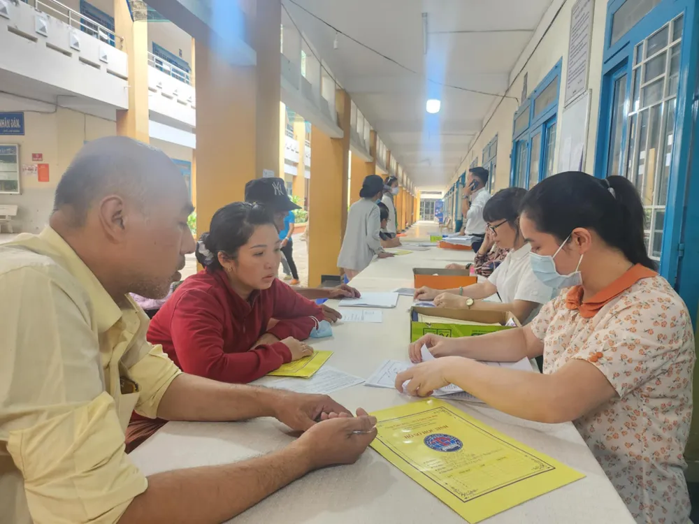 tuyển sinh đầu cấp