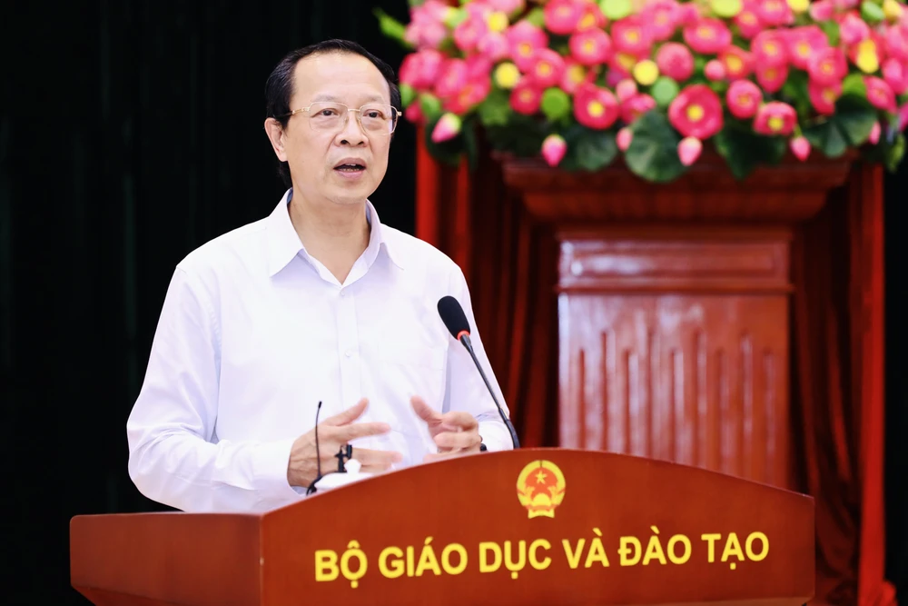 Thứ trưởng Bộ GD&amp;ĐT Phạm Ngọc Thưởng phát biểu tại hội nghị. Ảnh: BỘ GD&amp;ĐT