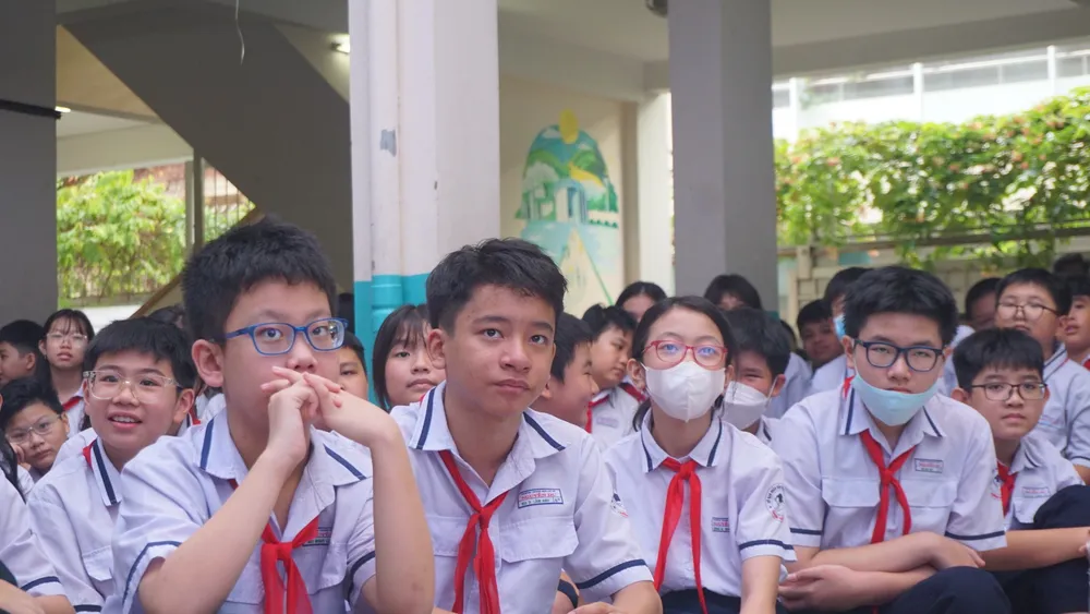 bạo lực học đường