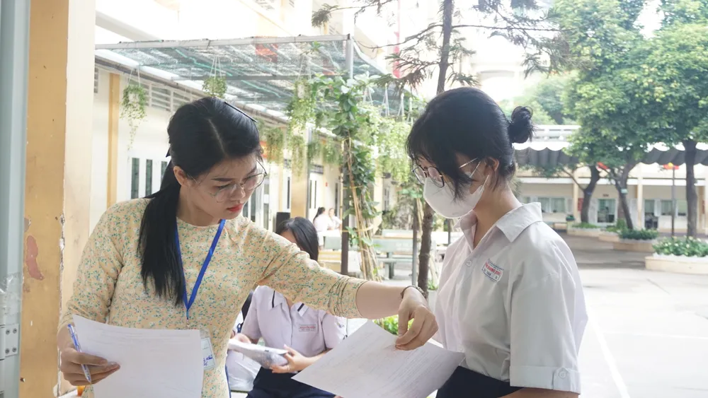 điểm chuẩn lớp 10