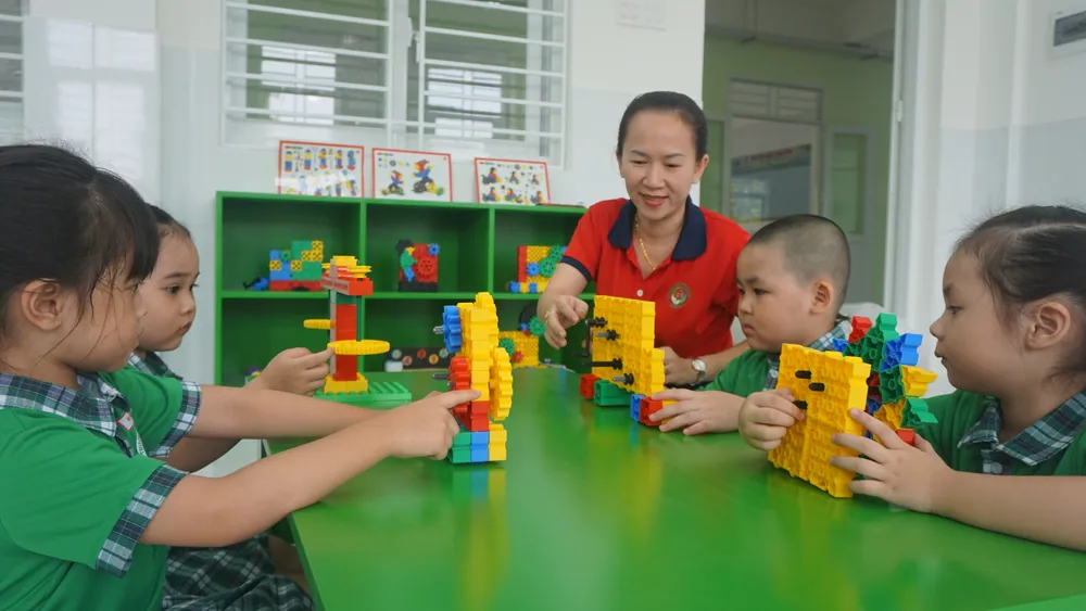 thiếu gần 5.000 giáo viên