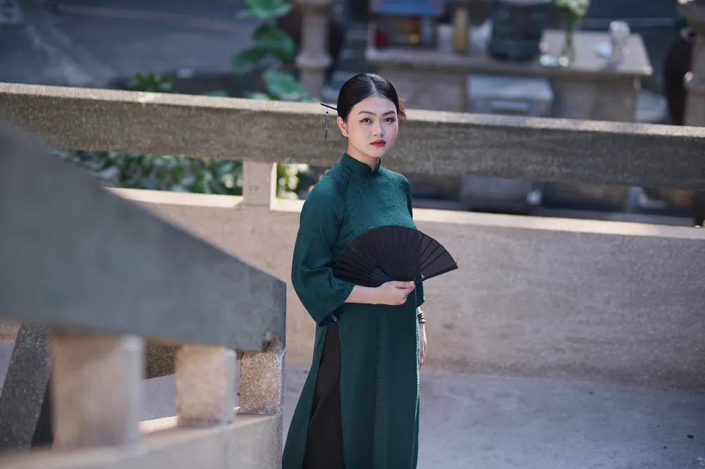 mặc áo dài dịp tết