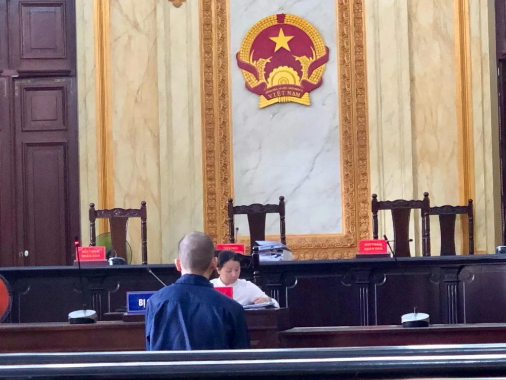 Nhập lậu hàng hóa