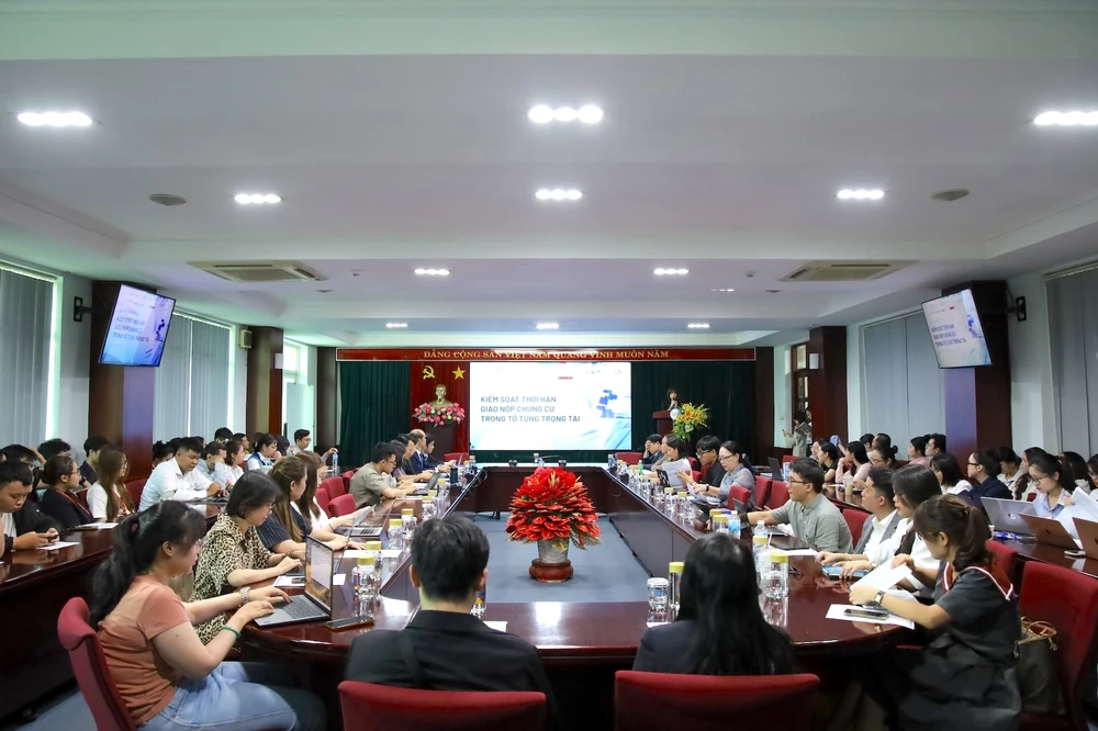 Toàn cảnh Hội thảo chủ đề “Kiểm soát thời hạn giao nộp chứng cứ trong tố tụng trọng tài”. giao-nop-chung-cu-h2.JPG