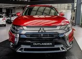 Mitsubishi Outlander ưu đãi khủng đến 125 triệu đồng