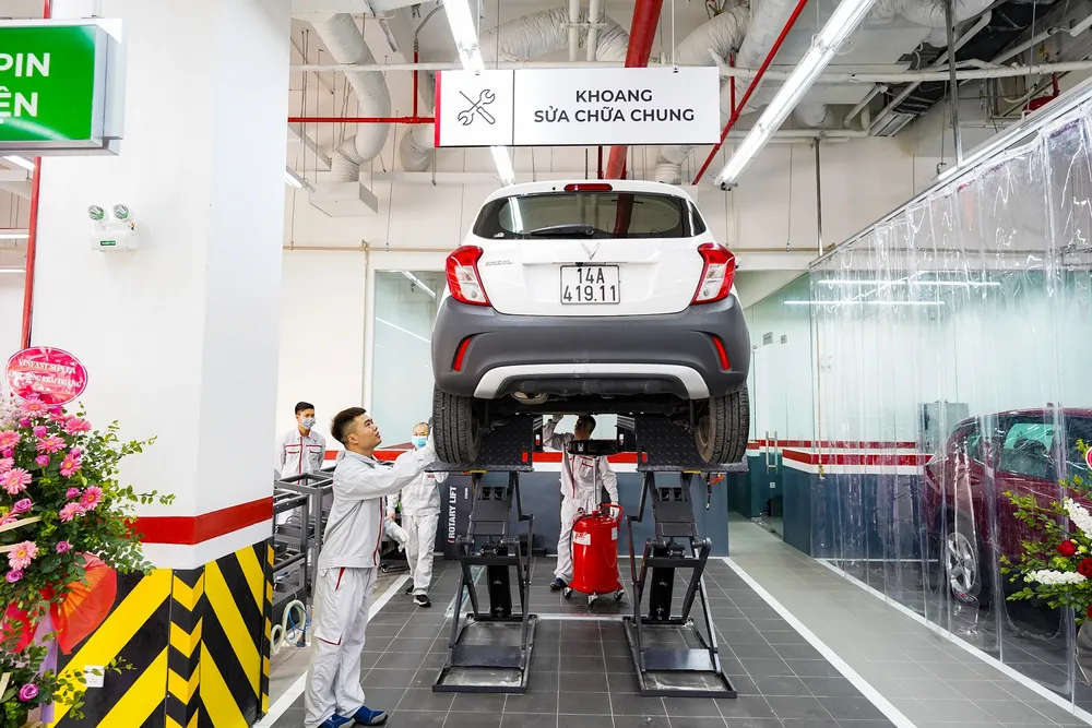 Các xưởng dịch vụ của VinFast đều được trang bị các máy móc, thiết bị 