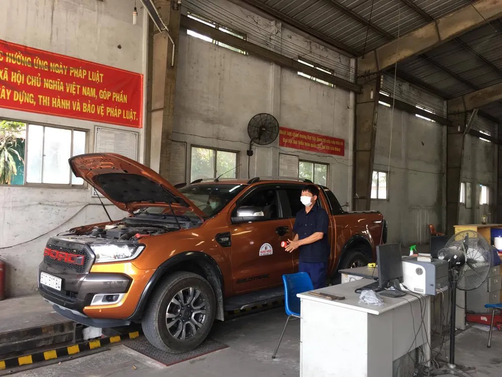 Các dòng xe du lịch, xe hợp đồng vẫn trong thời hạn tạm ngưng hoạt động.