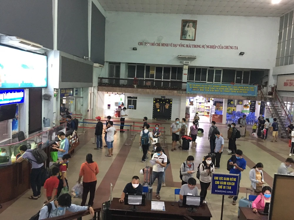 Mỗi người dân đều tự ý thức việc giữ khoảng cách.