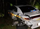 Cách dừng, đỗ xe đúng để được bồi thường bảo hiểm ảnh 2 Để xe tự lái, ngồi xem phim và cái kết