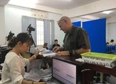 Ô tô từ Thái Lan, Indonesia ồ ạt nhập về Việt Nam ảnh 1 Từ 15-3, ngồi ở nhà để nộp hồ sơ cấp bằng lái xe quốc tế