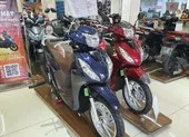 Giật mình với giá bán mới nhất của xe Honda SH ảnh 2 Xe tay ga Honda Vision bất ngờ tăng giá sốc