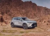 Ý tưởng 'biến' xe van cắm trại thành khách sạn nghỉ dưỡng 5 sao ảnh 4 Thử thách chạy ô tô ở nhiệt độ cao trên sa mạc