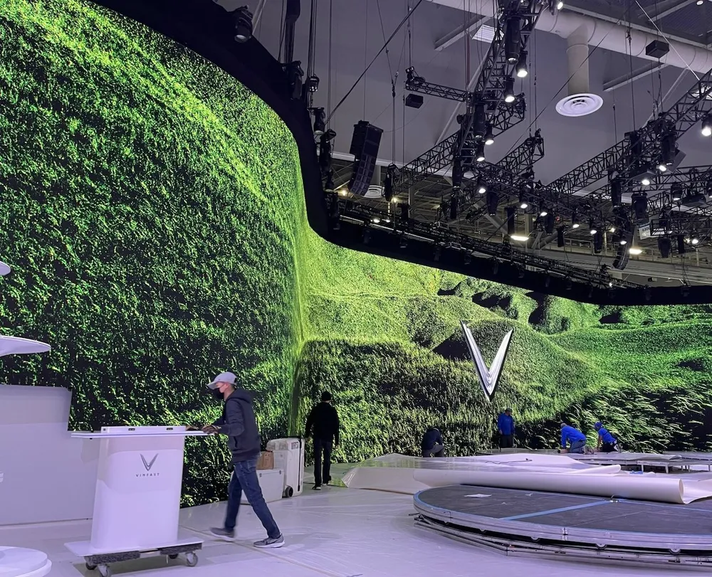 CES 2022 tràn ngập hình ảnh của hãng xe đến từ Việt Nam - VinFast ảnh 2