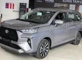 Muốn mua bộ đôi xe Toyota, khách hàng phải mua kèm phụ kiện