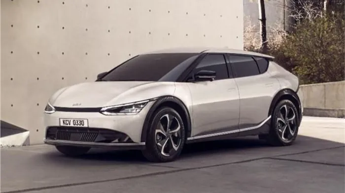 Do thiếu nguồn linh kiện, Kia EV6 sẽ chỉ bán ra 100 chiếc cho lô đầu tiên tại Ấn Độ. Ảnh: Autocarindia