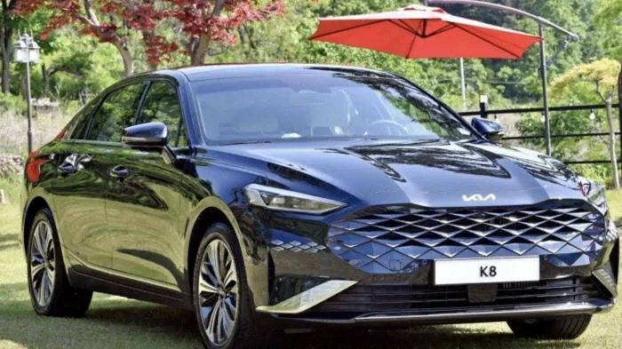 Kia K8 2023 với nhiều trang bị mới. Ảnh: Kia