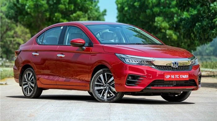 Honda City Hybrid thế hệ thứ năm với nhiều trang bị. Ảnh: Autocarindia Honda City Hybrid thế hệ thứ năm với nhiều trang bị. Ảnh: Autocarindia