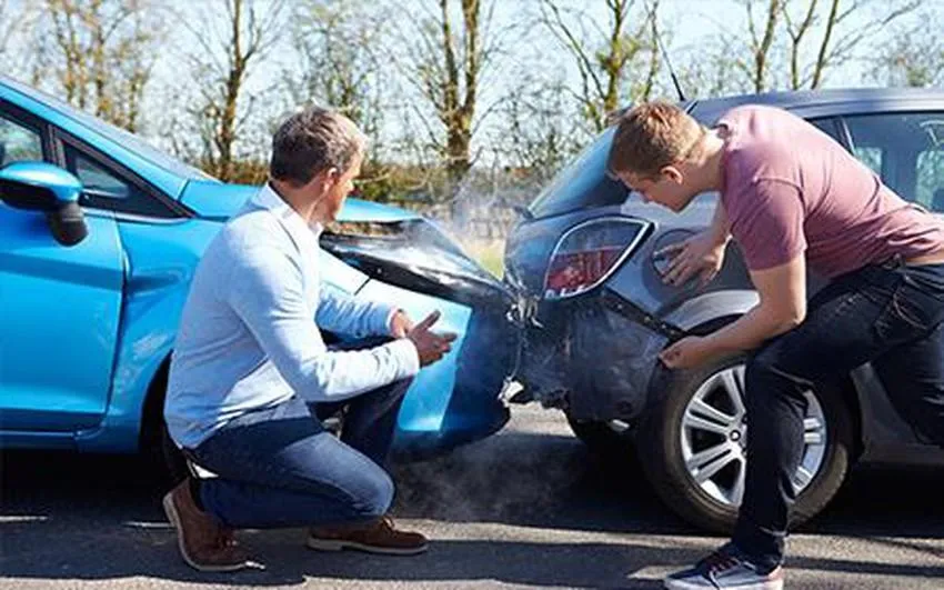 Người lái xe cần lưu ý các trường hợp bị từ chối bảo hiểm. (Ảnh minh họa) Người lái xe cần lưu ý các trường hợp bị từ chối bảo hiểm. (Ảnh minh họa)