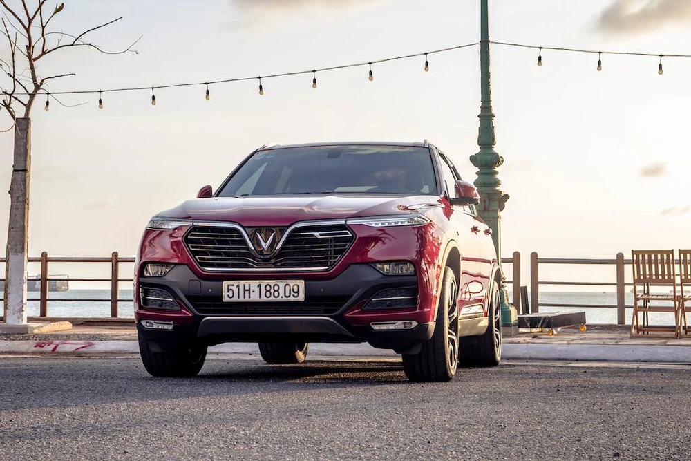 VinFast sẽ chính thức đóng dây chuyền xe xăng để chuyển sang tập trung hoàn toàn vào sản xuất xe điện.