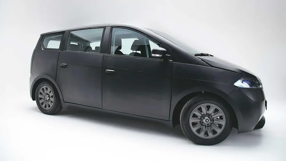 Sono Sion được chào bán ở khoảng 25.000 USD (tương đương với 589 triệu đồng). Ảnh: MOTOR1