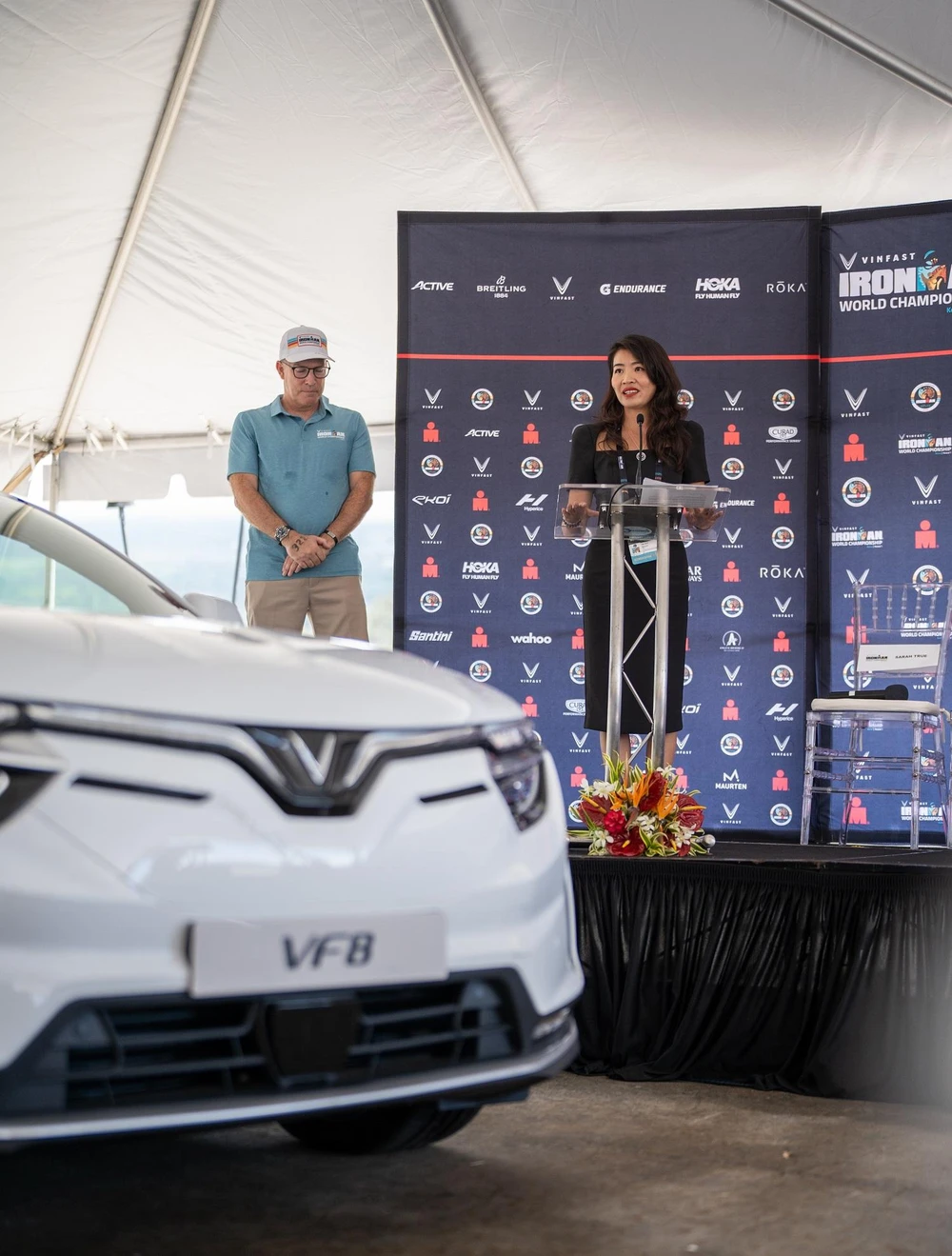 Những chiếc SUV điện VF 8 của VinFast sẽ dẫn đoàn cho các cuộc đua của các vận động viên.