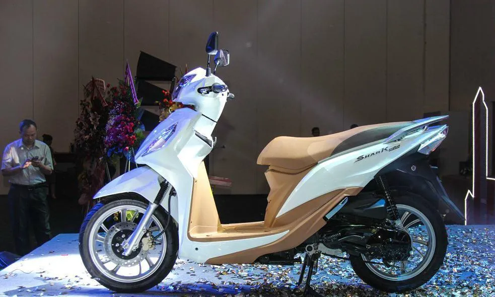 SYM Shark Mini 125 là đối thủ đáng gườm với Honda Vision. SYM Shark Mini 125 là đối thủ đáng gườm với Honda Vision.