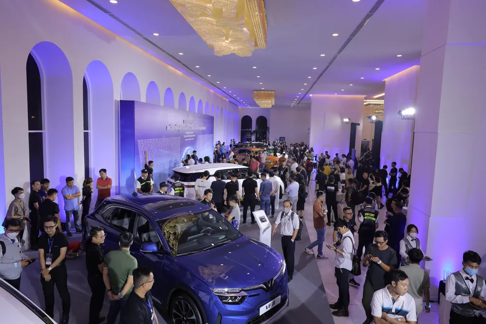 Sau chương trình Đại nhạc hội ra mắt Cộng đồng VinFast Việt Nam diễn ra tại Hà Nội, đại nhạc hội diễn ra tại TP.HCM vào ngày 14-10 vừa qua cũng nhận được sự tham gia của đông đảo người dân.