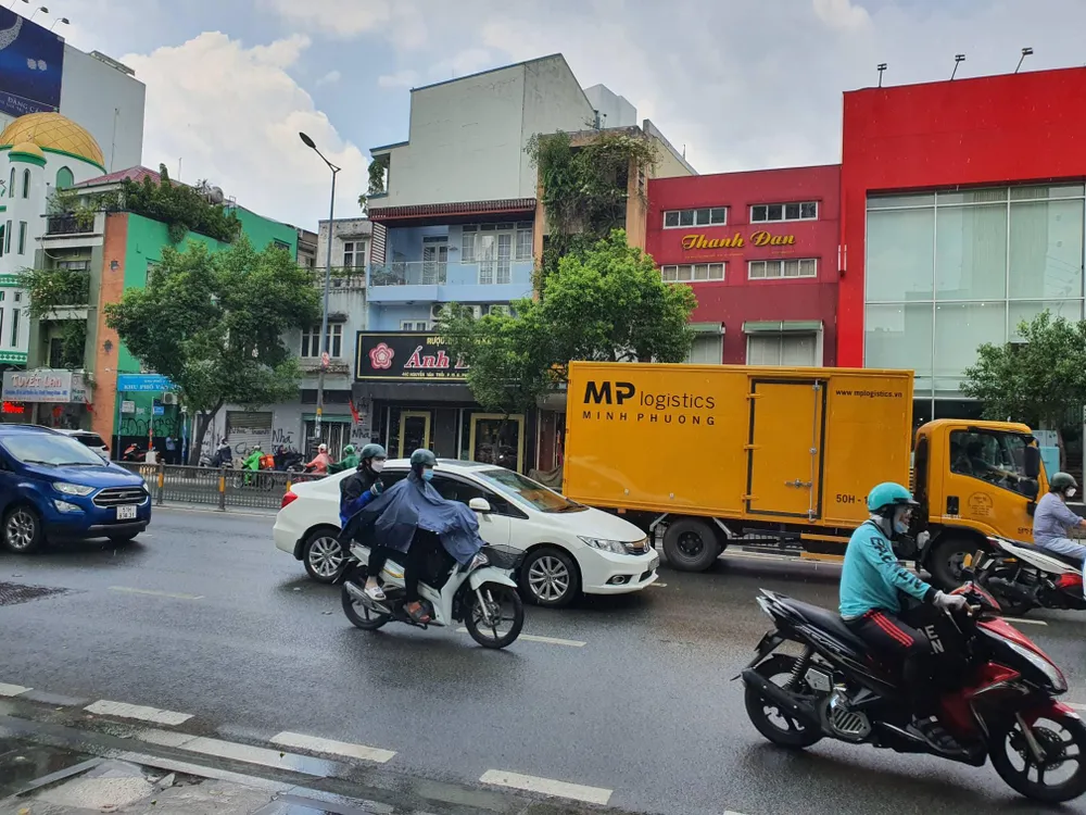 Hiện nay, các dòng xe hiện đại đã có các chế độ lấy gió trong và gió ngoài, nên tài xế cần lưu ý. Ảnh: TN