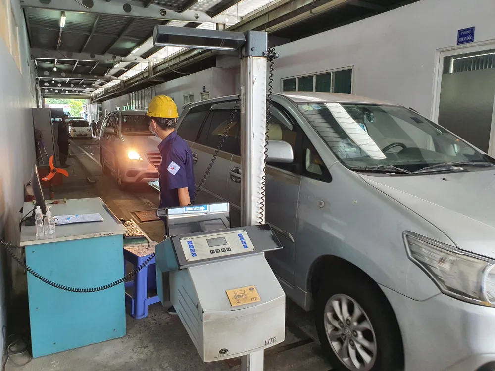 Bộ GTVT quy định rõ 8 hành vi không được thực hiện trong kiểm định xe cơ giới. Ảnh: TN
