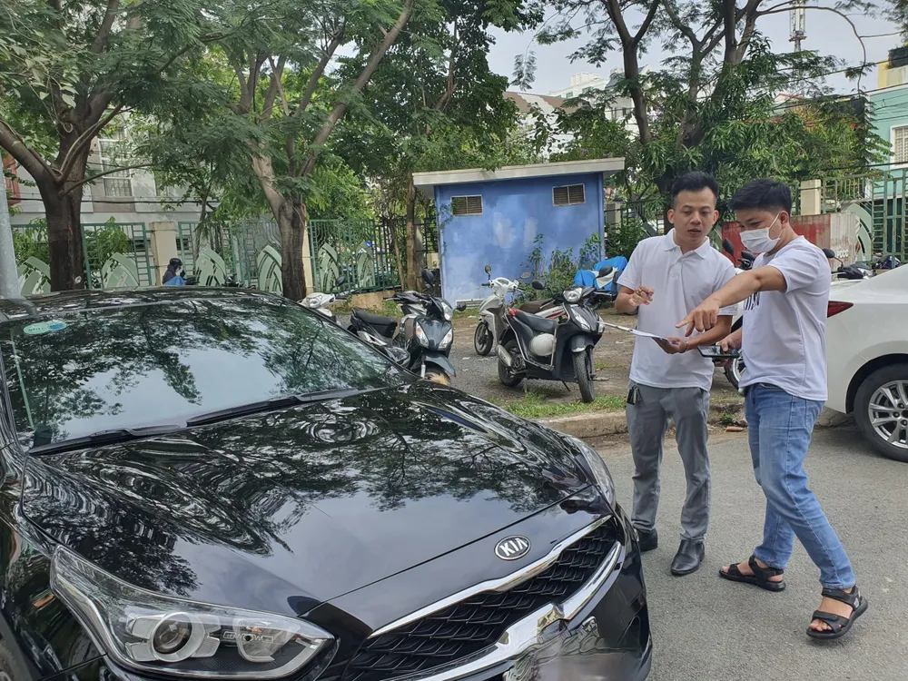 Thuê ô tô tự lái dịp lễ, tết đã không còn xa lạ đối với người dân Việt Nam. Ảnh: TN