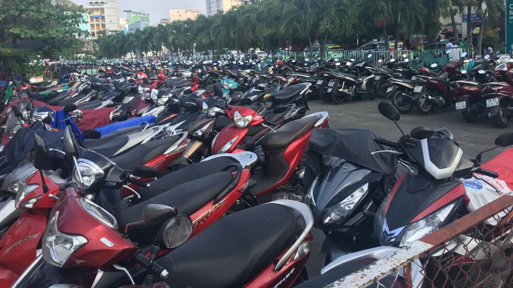 Xe máy sau thời gian không sử dụng có thể khó nổ máy hơn. Ảnh: TN Xe máy sau thời gian không sử dụng có thể khó nổ máy hơn. Ảnh: TN