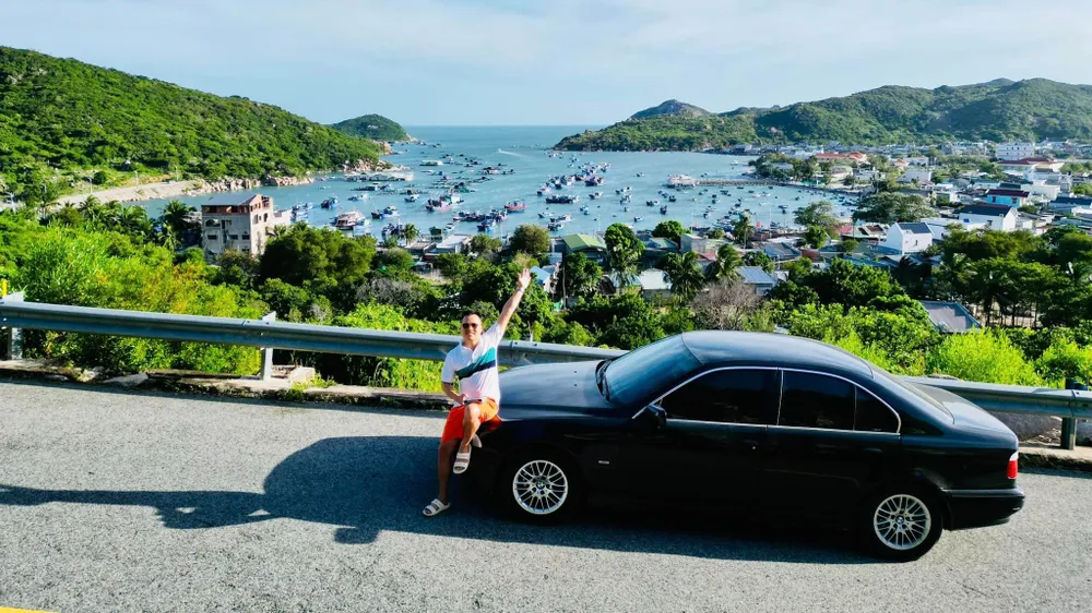 Và đây là vịnh Vĩnh Hy (Ninh Thuận) tuyệt đẹp của Việt Nam.