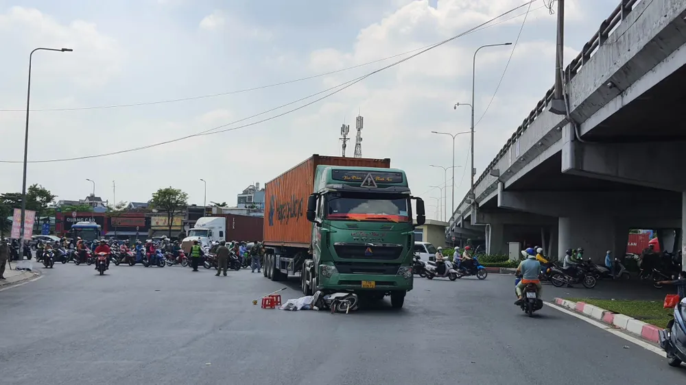 Hiện trường vụ tai nạn tại Quận 12 (TP.HCM). Ảnh: NGUYỄN YÊN