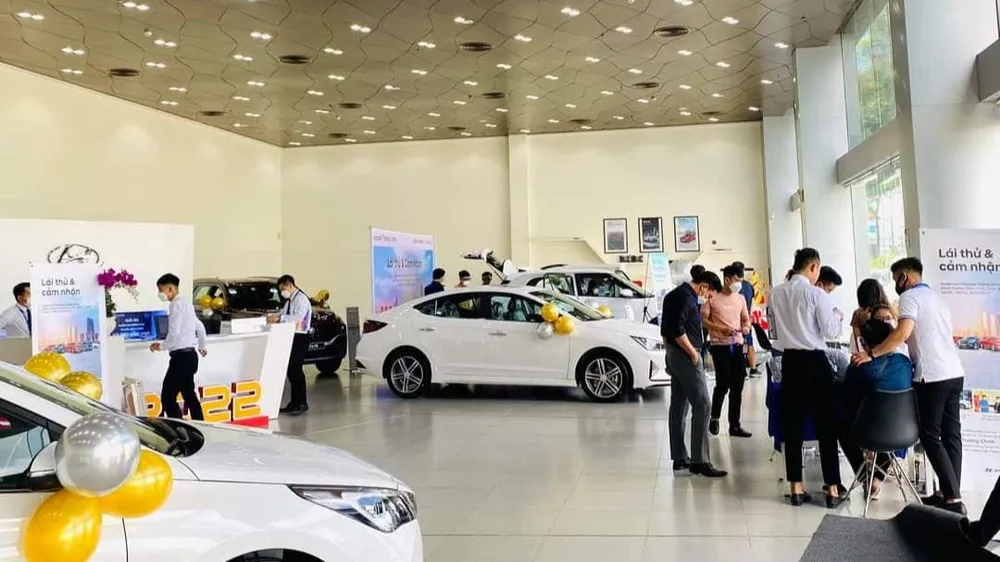 Nhiều hãng xe, đại lý đang thực hiện các chương trình ưu đãi cho nhiều mẫu xe ô tô. Nhiều hãng xe, đại lý đang thực hiện các chương trình ưu đãi cho nhiều mẫu xe ô tô.