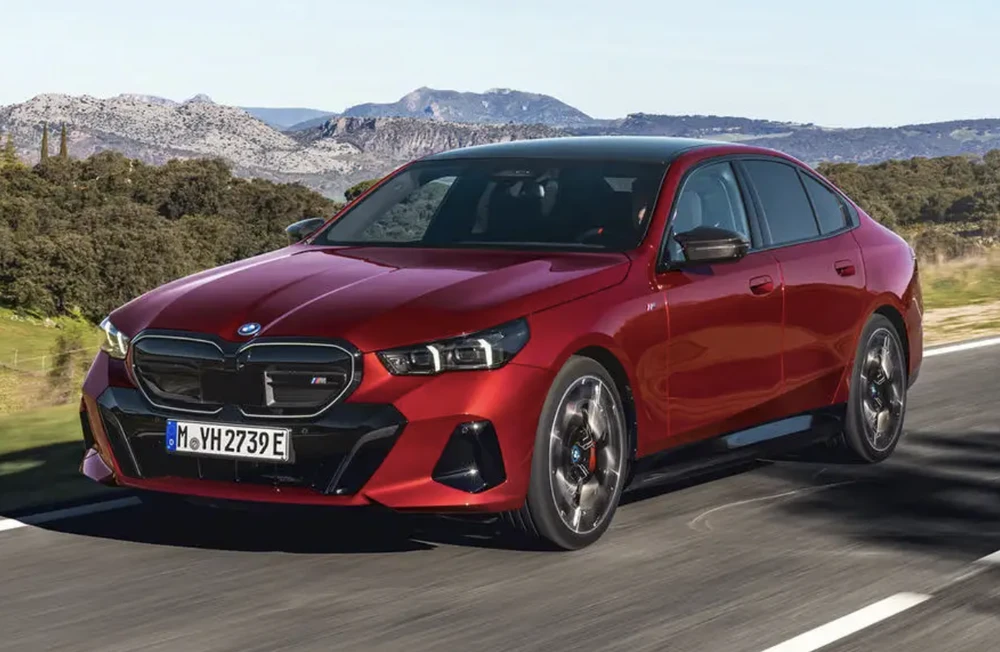 Hệ thống lái tự động sẽ chỉ hoạt động ở một số con đường được định vị trước. Ảnh: Autocar